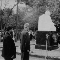 Открытие памятника А. Н. Радищеву в Саратове. 1974 г.